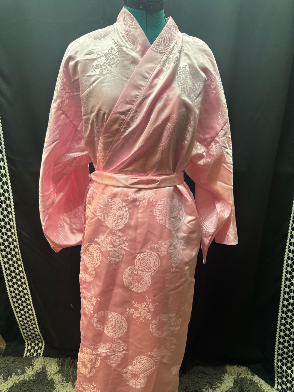 Source Unknown Light Pink Satin Kimono Robe with Belt